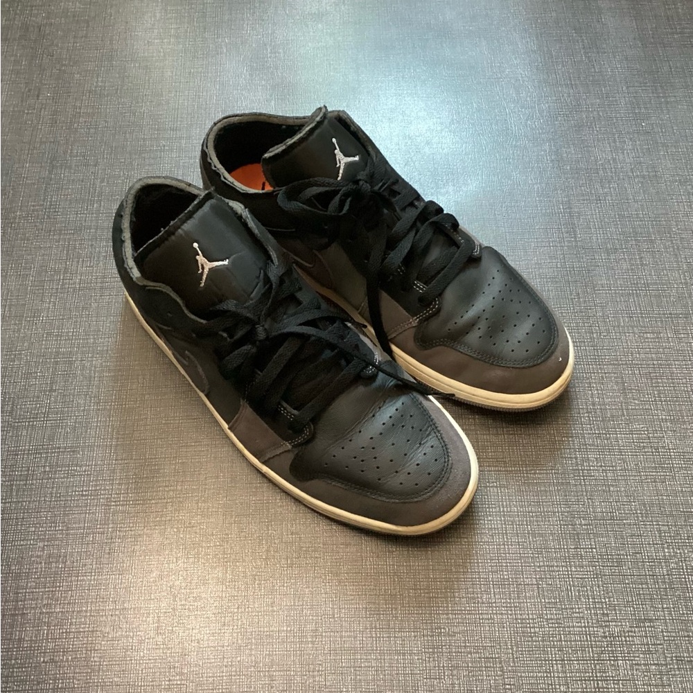 Nike Air Jordan 1 Low SE Craft Inside Out DN1635-001 Size 11 Preowned